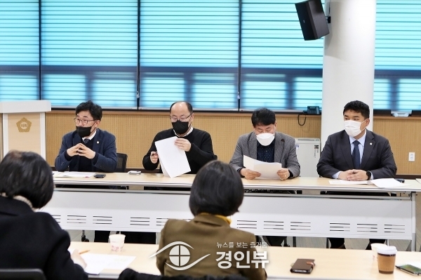 의왕시의회 김태흥·서창수·한채훈 의원, 백운밸리 대중교통 주민간담회 참석