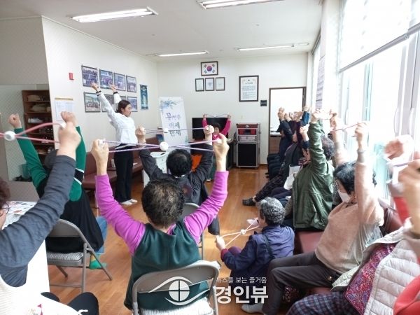 오산시보건소, 경로당 찾아‘백세만세 건강놀이학교’운영