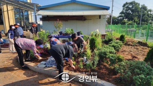 포승읍 행복정원단 “행복한 정원으로 놀러오세요”