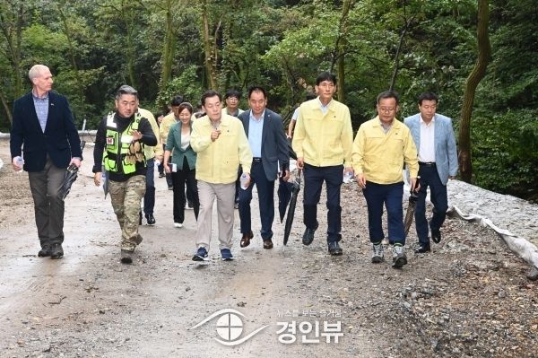 이재준 수원특례시장, 광교산 통신대 군사도로 복구공사 현장에서 ‘찾아가는 현장시장실’ 열어